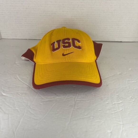 Vintage Nike Team USC Trojans Gold Flexfit Stretch Fitted Cap Hat - Picture 1 of 5